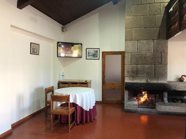 Hotel Cruz Da Mata Mangualde Esterno foto