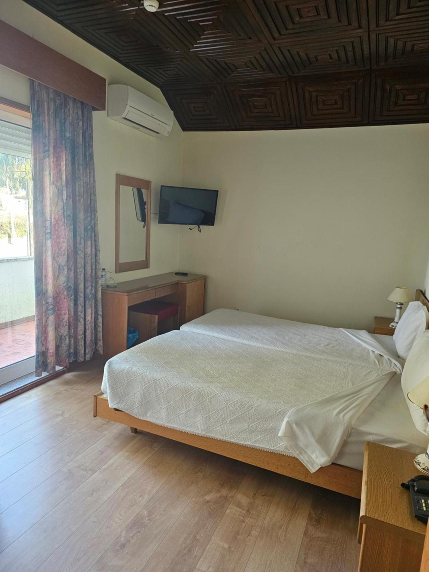 Hotel Cruz Da Mata Mangualde Esterno foto